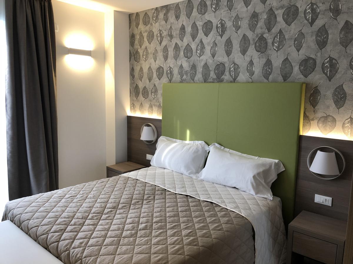 Hotel Iris Jesolo المظهر الخارجي الصورة