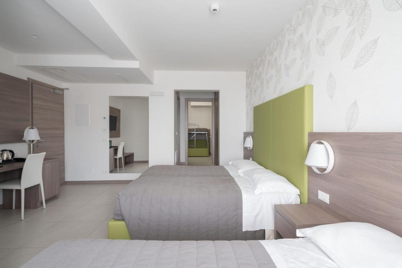 Hotel Iris Jesolo المظهر الخارجي الصورة