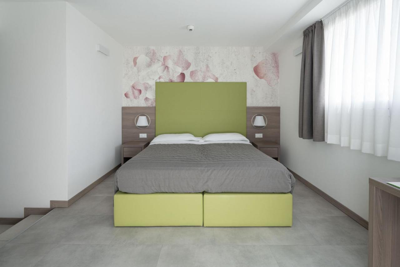 Hotel Iris Jesolo المظهر الخارجي الصورة
