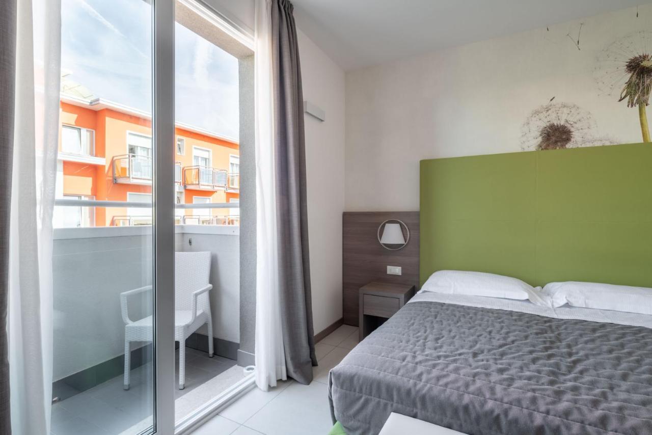 Hotel Iris Jesolo المظهر الخارجي الصورة